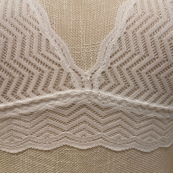 New Cosabella Italian Luxury Lace White Plunge Triangle Bralette Made in Italy - Picture 5 of 10